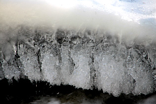 Eisvorhang  Eiskristalle Fotografie von Herbert Winkler