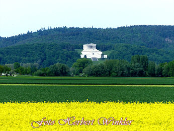 Walhalla die Donau liegt dazwischen